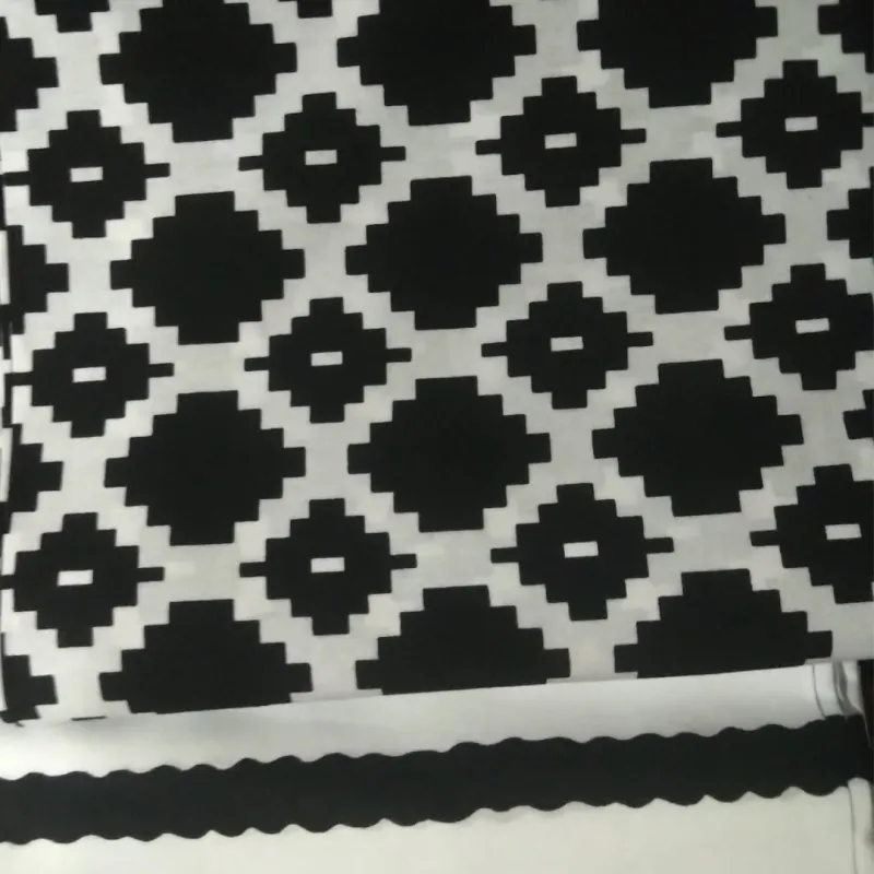 ecommerce.upsell.product_image_alt