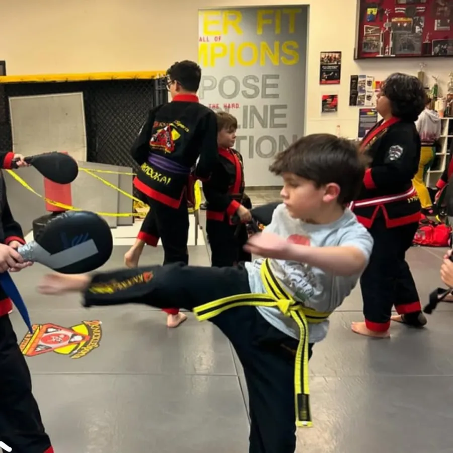 2KnuckleSports Glendale Az facility image