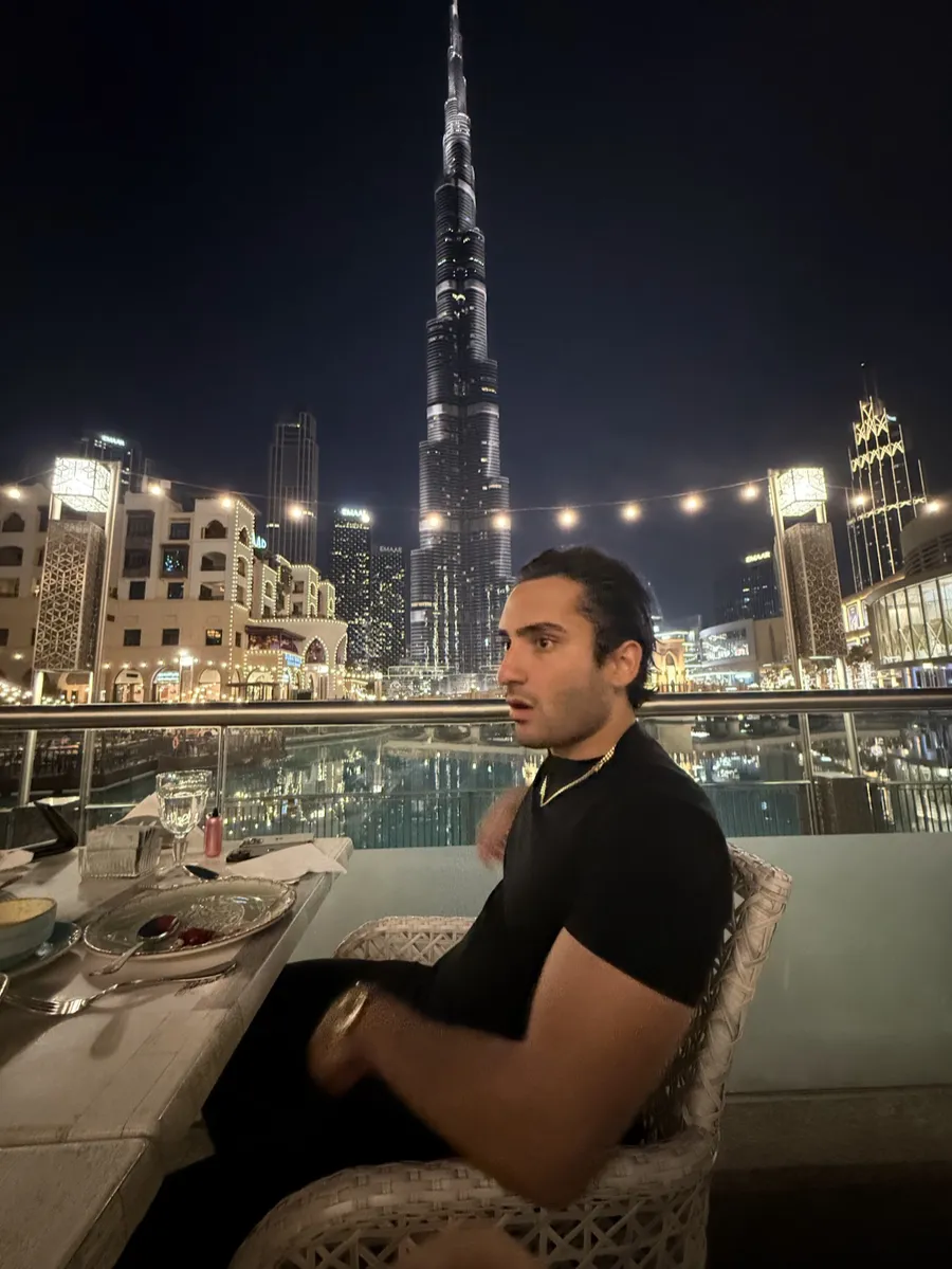 Arian at night in the city