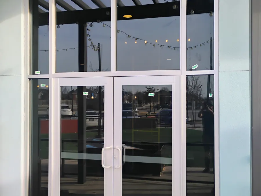 Aluminum commercial entry doors
