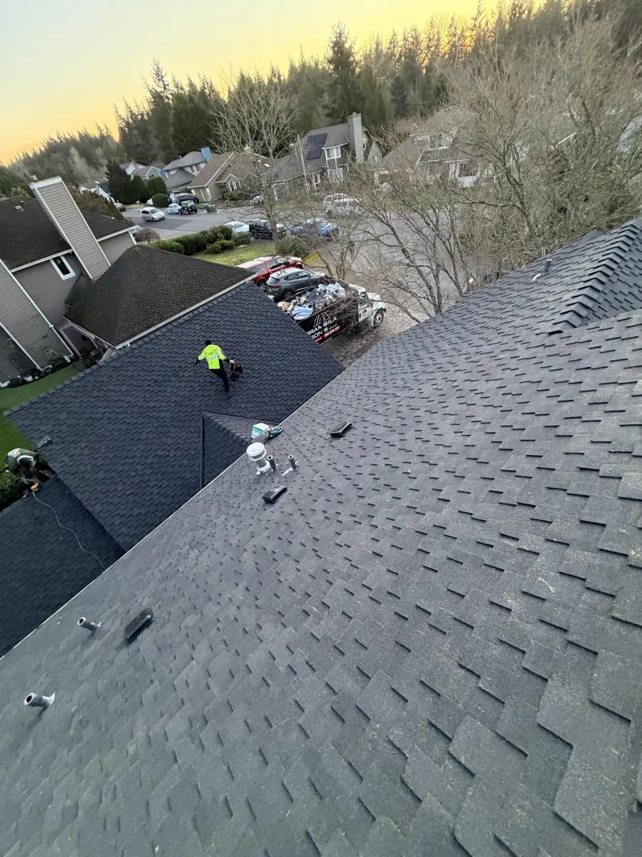 Dimensional asphalt shingle roof replacement by BSR Constructions LLC in the Seattle area