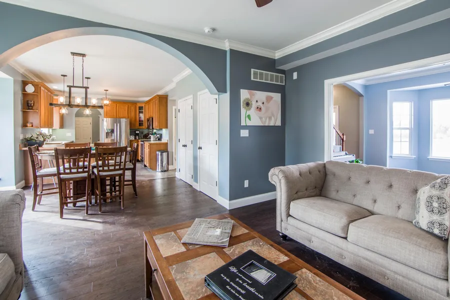 Neat, comfortable living room sitting area