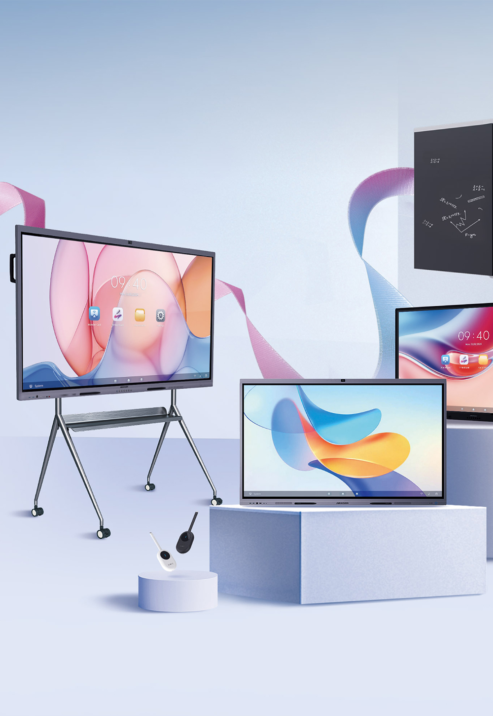 Students and teachers using WonderHub Interactive Whiteboard in classroom