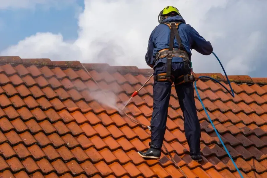 Roof maintenance in San Antonio