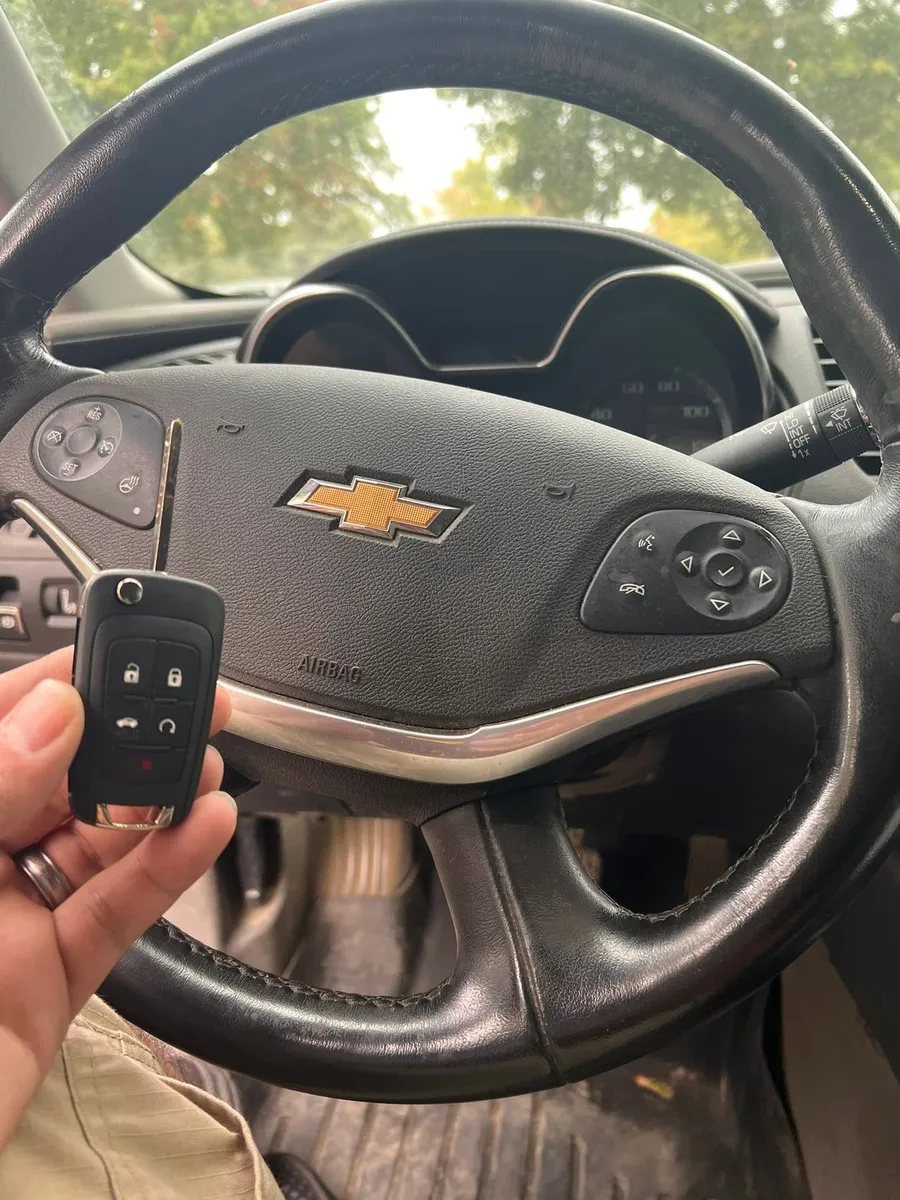 Chevrolet flip key at the steering wheel