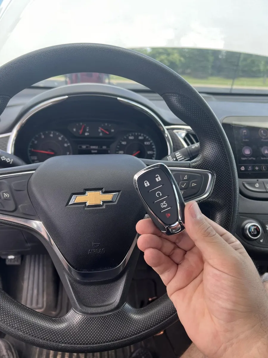 Chevrolet smart key at the steering wheel