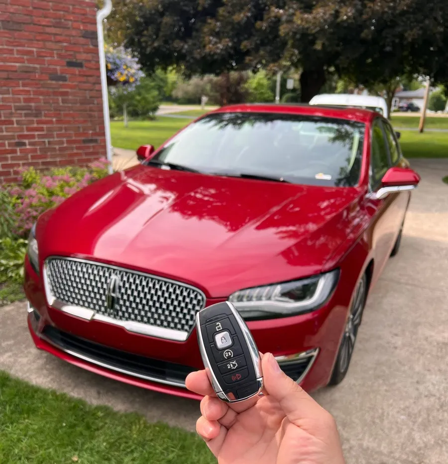 Smart key for a red Lincoln MKZ