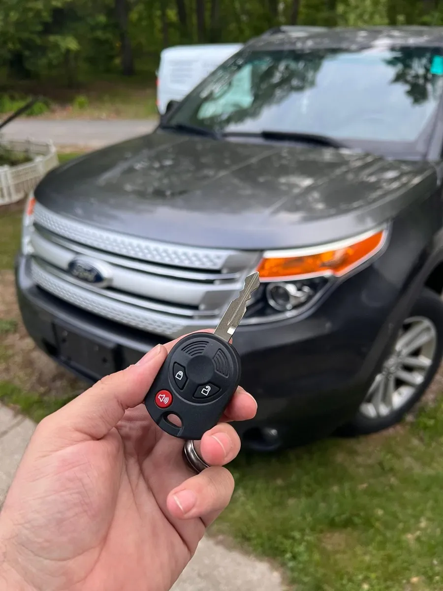Remote head key for a gray Ford Explorer