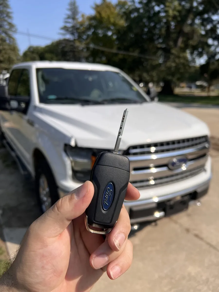 Flip key for a white Ford F-150
