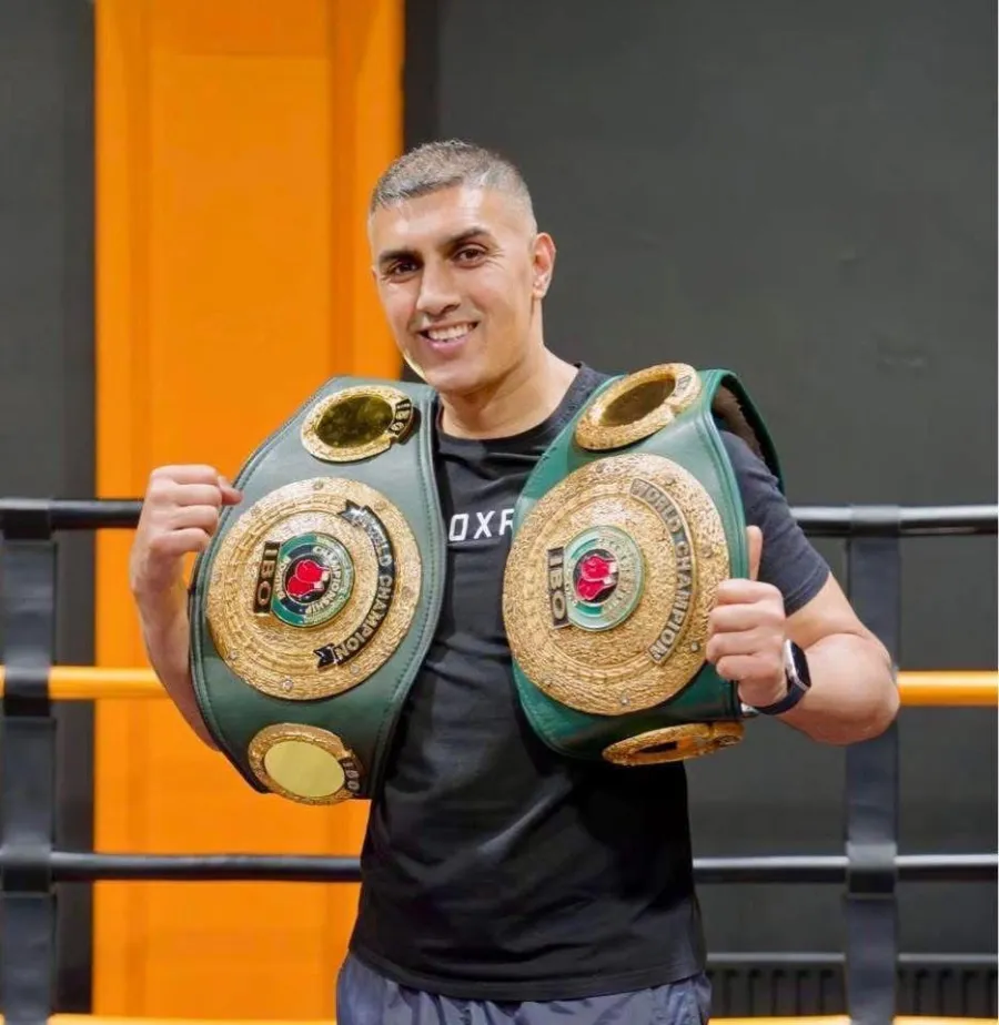 Jawaid Khaliq MBE Live Boxing Coaching