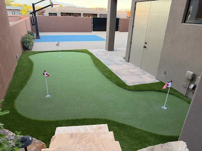 Backyard putting green