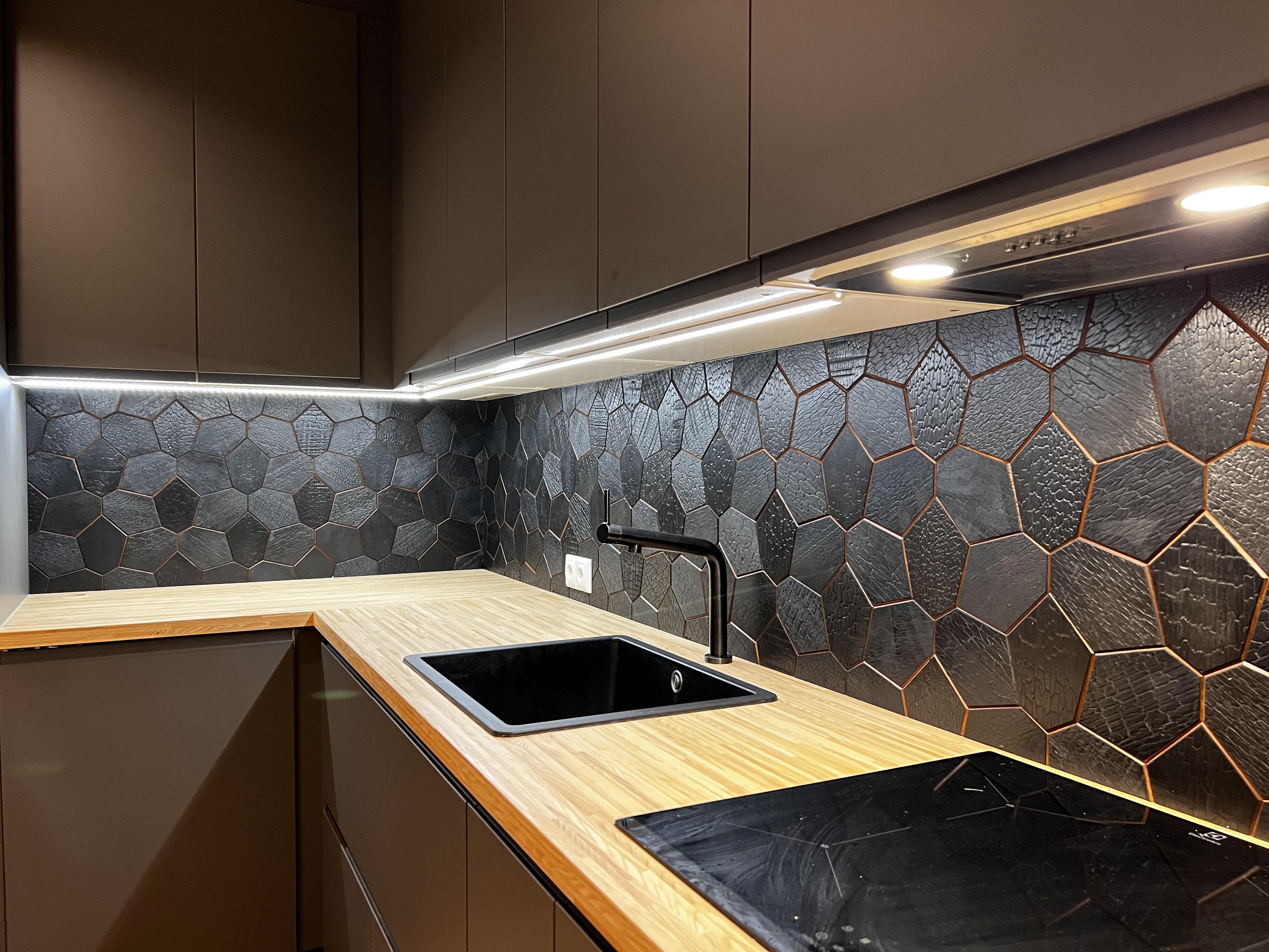 Hexagon panels in a kitchen