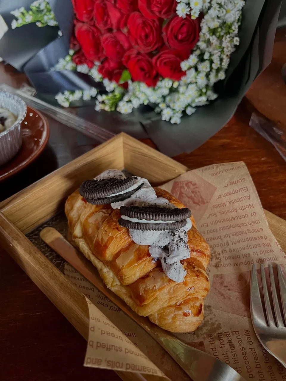 Oreo Cream Croissant