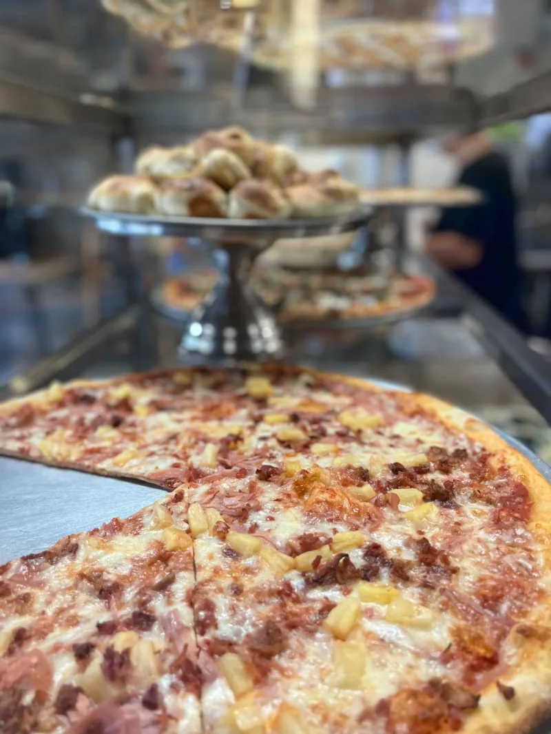 Hawaiian pizza