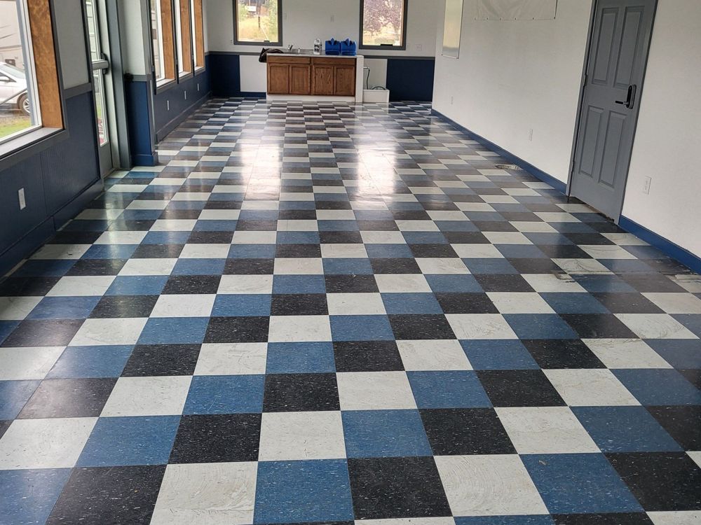 Floor before scrub and recoat
