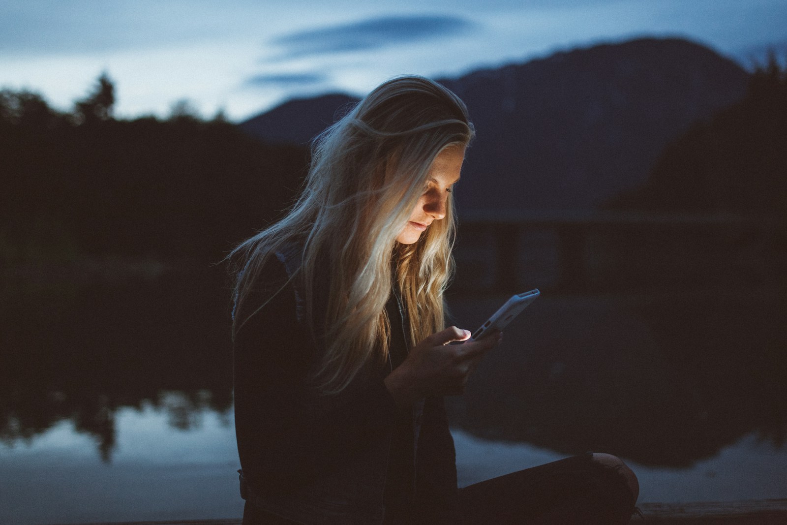 adult screen addiction test