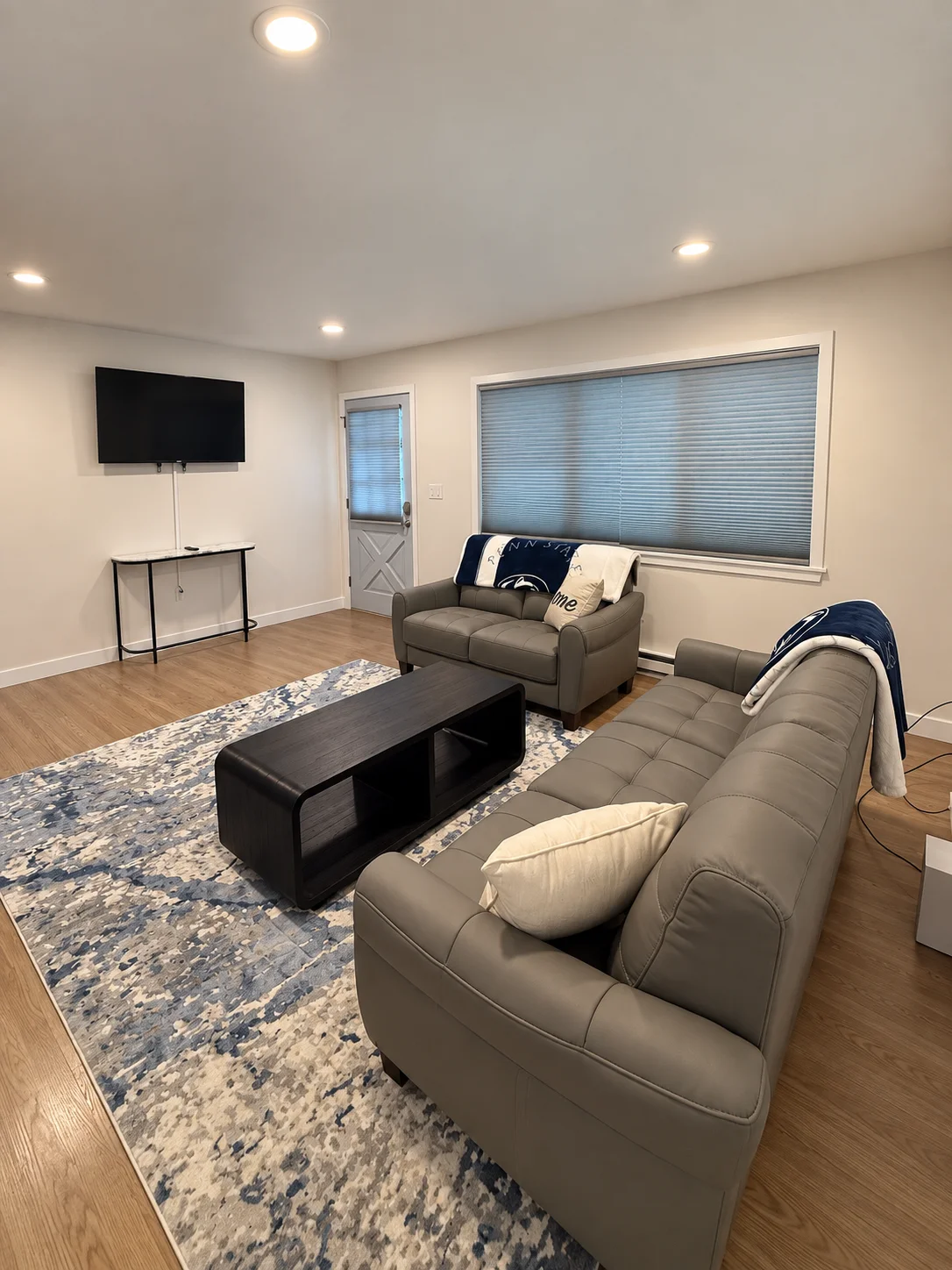 Living room at Happy Valley Haven