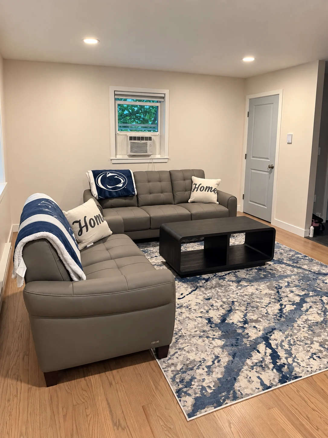 Second living area