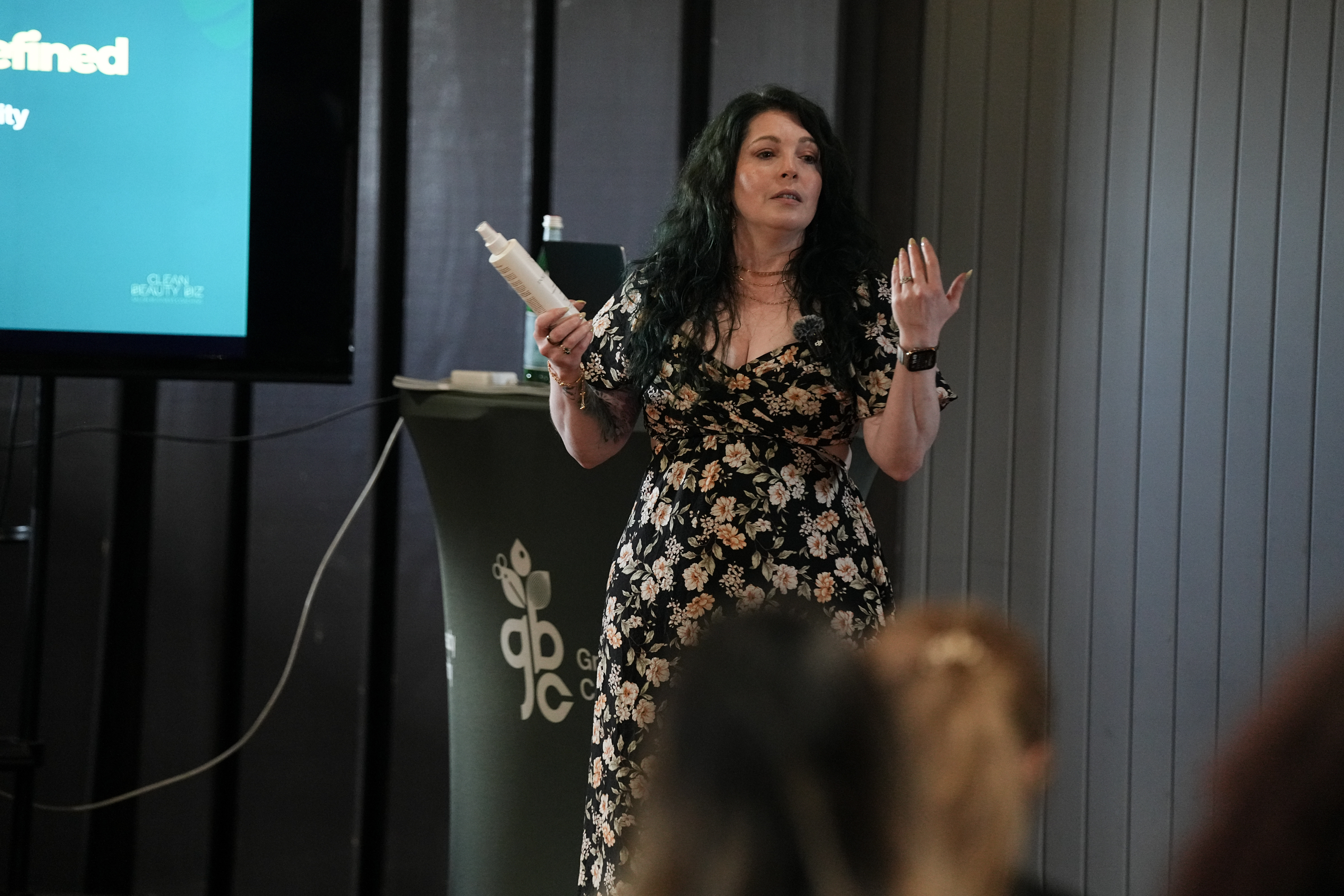 Jacquelyn Rodriguez leading a salon owner workshop