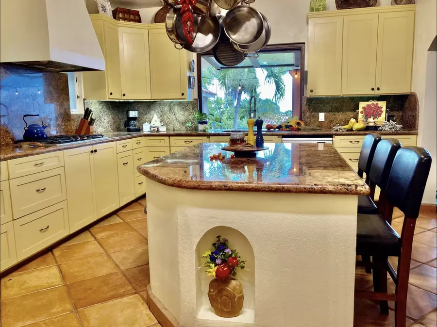 Kitchen island and prep space at Casa Alba