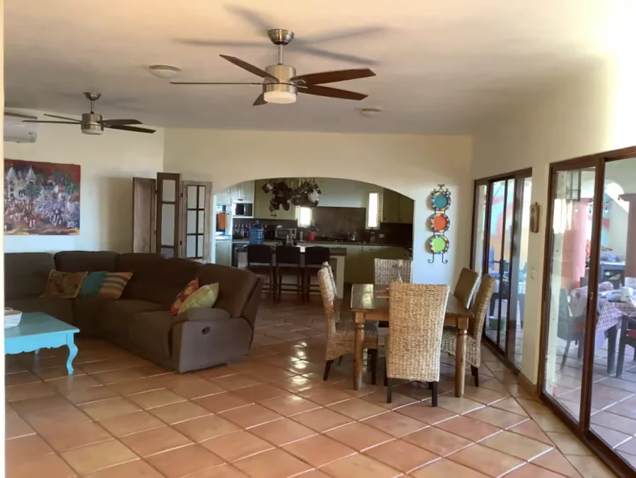 Open dining area at Casa Alba