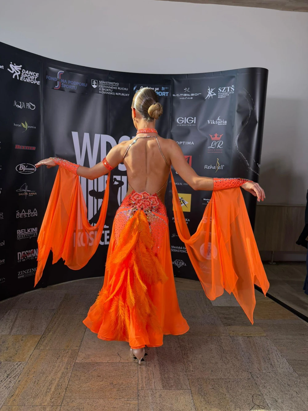 Orange Beauty back view