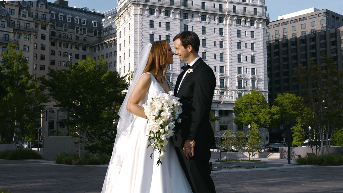 Jessica and Malcom in front of The Willard InterContinental
